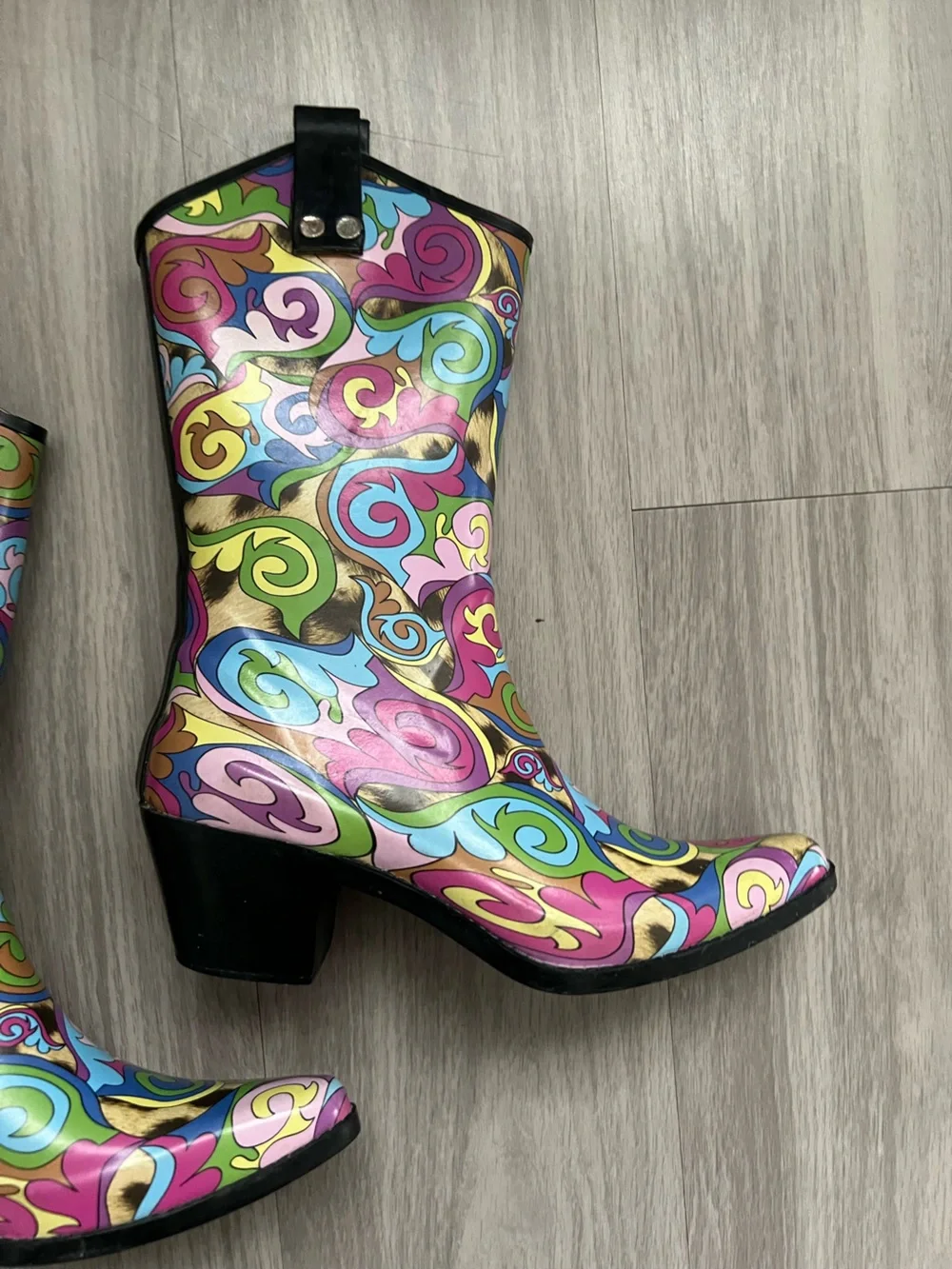 Smoky Boots Colorful Psychedelic Swirl Print Western Cowboy Boots Women’s Size 7